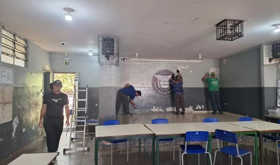 voluntarios-e-alunos-se-mobilizam-para-revitalizar-escola-de-maringá-neste-sabado-15