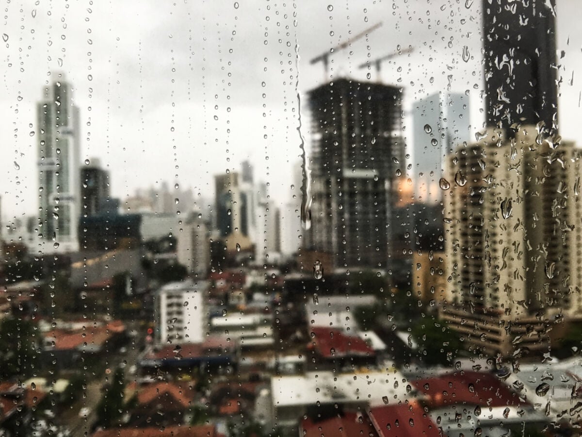 Alerta de tempestade: Defesa Civil orienta população em Maringá