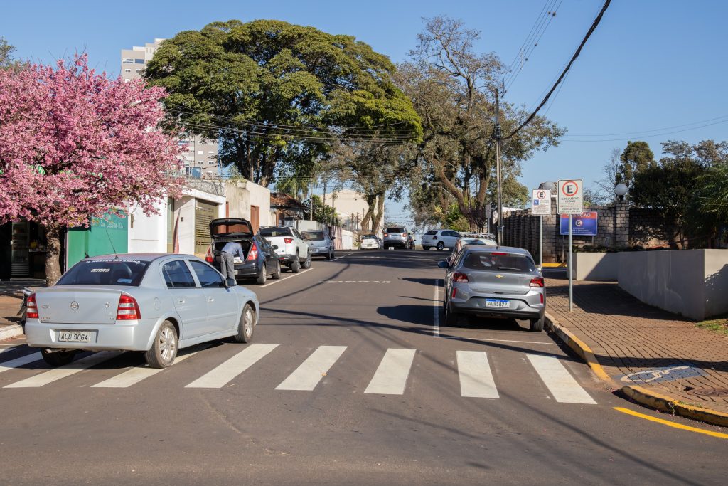 Apucarana altera fluxo de trânsito em quatro ruas do centro a partir de terça-feira
