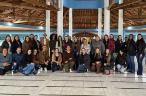Arapuã investe em capacitação docente para qualificar educação municipal