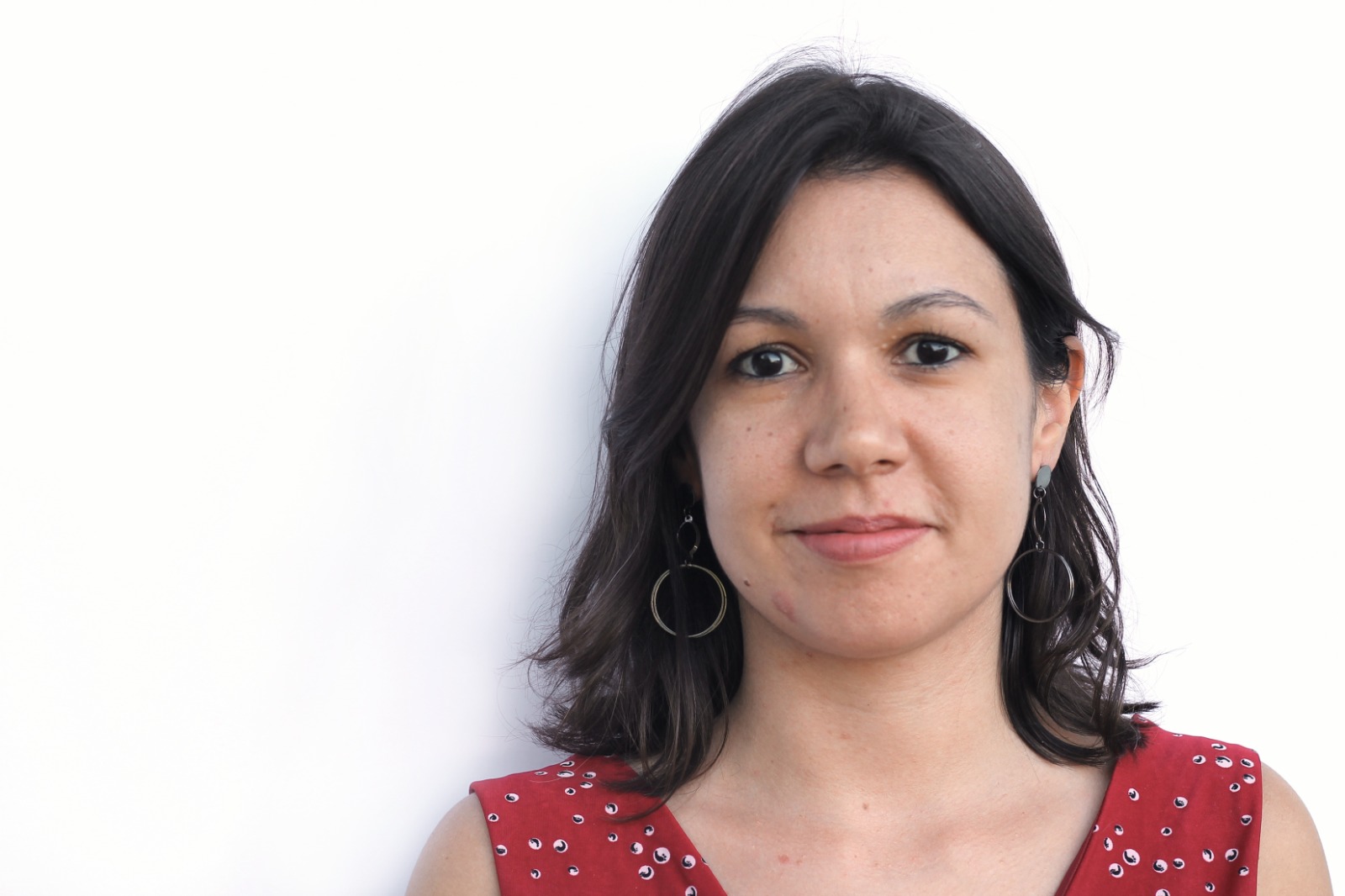 Autora premiada lança debate sobre obra em evento gratuito na Biblioteca de Maringá