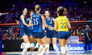 Brasil bate Itália no tie-break e se classifica para final da VNL