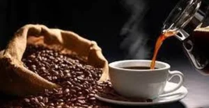 Consumo moderado de café pode proteger o coração, indica novo estudo