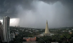 Defesa Civil alerta para tempestades intensas em Maringá neste sábado, 25 de julho