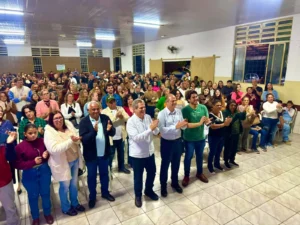 Encontro político em Maringá reúne mais de 400 lideranças com vereador, prefeito e deputado