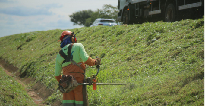 EPR Paraná reforça combate a queimadas em 628 km de rodovias na estiagem