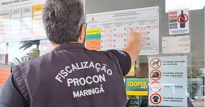 Gasolina mantém preço estável em Maringá, aponta pesquisa do Procon