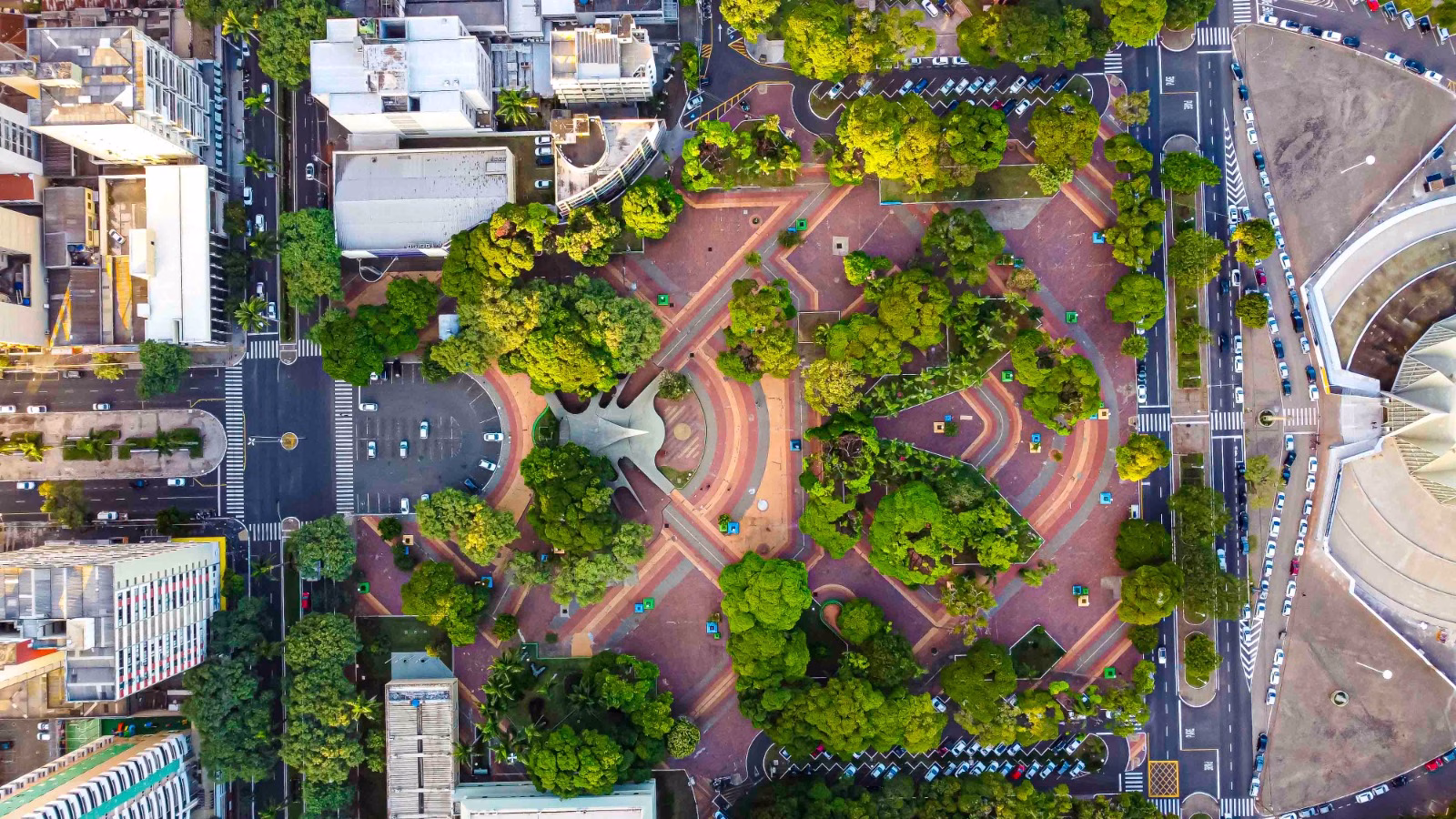 Maringá ganha tour virtual em 360°: conheça a cidade pelo computador