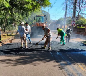 Maringá implanta dispositivos de segurança em cruzamento do Jardim Alvorada