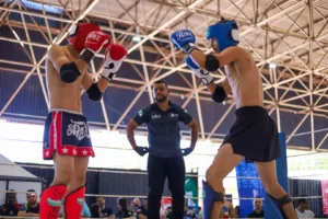 Maringá leva 150+ atletas ao maior evento de artes marciais do Brasil em Cascavel