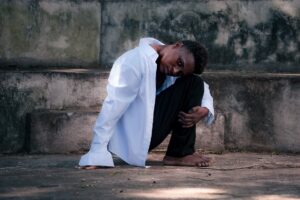 Mostra fotográfica celebra artistas negros de Maringá na Rodoviária