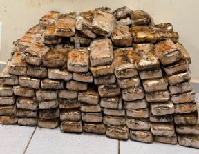 PF apreende 225 kg de crack e prende traficante em Maringá