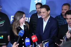 União Brasil e Progressistas confirmam apoio a Sandro Alex para governo do Paraná