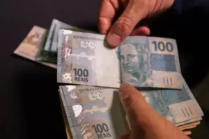 CAIXA libera R$ 4,6 bi em abono para nascidos em novembro e dezembro