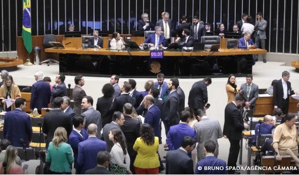 Câmara dos Deputados lança sistema de acompanhamento de gastos públicos