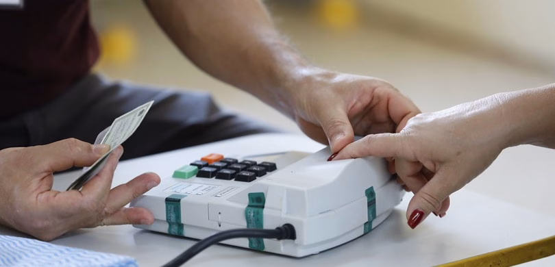 Eleitoras em situação de risco podem trocar local de votação até quinta-feira