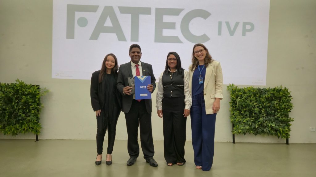 Fatec Ivaiporã discute oportunidades profissionais em Direito com magistrado e advogado