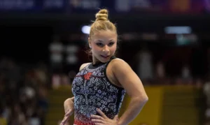 Flávia Saraiva garante dois ouros em finais do Brasileiro de Ginástica