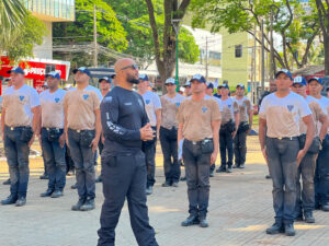 Guarda Municipal de Maringá começa formação de 49 novos agentes com treinamento prático