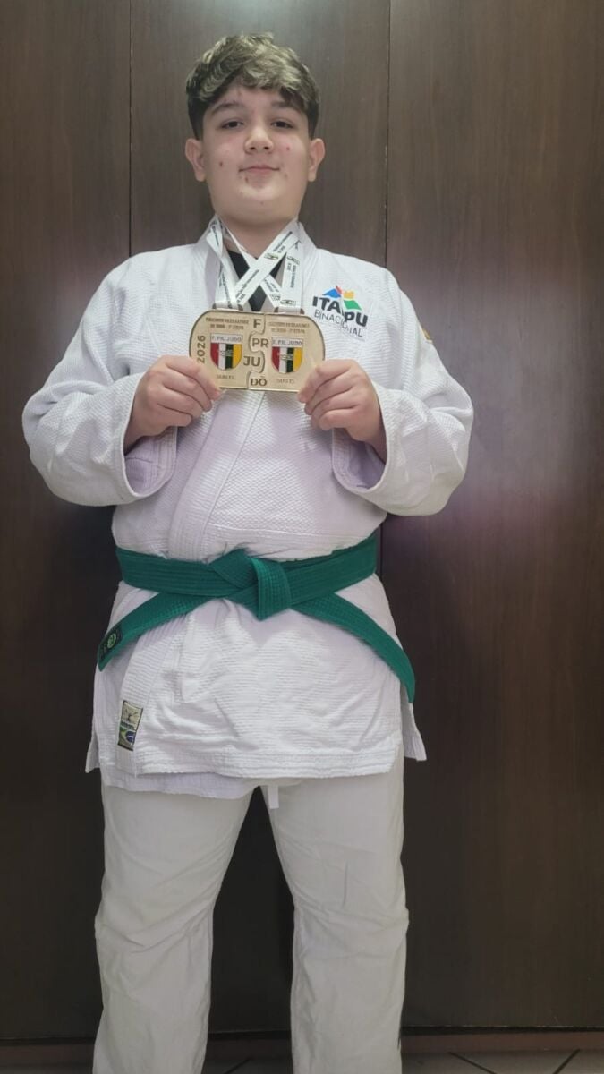 Jovem de Maringá é campeão brasileiro de judô na categoria Sub-13