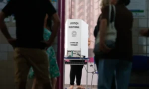 Mais de mil denúncias de irregularidades eleitorais registradas nos primeiros dias