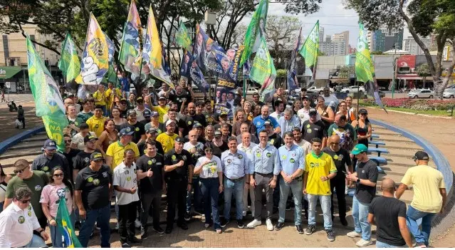 Marcio Nunes anuncia candidatura a deputado estadual em campanha em Maringá