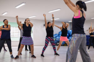 Maringá abre inscrições em centros esportivos com dança, tênis e basquete
