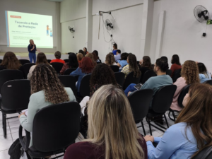 Maringá inicia série de capacitações para rede de proteção à infância