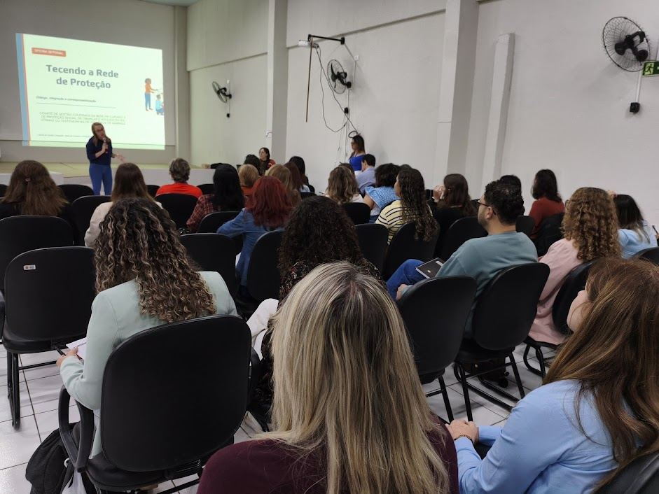 Maringá inicia série de capacitações para rede de proteção à infância