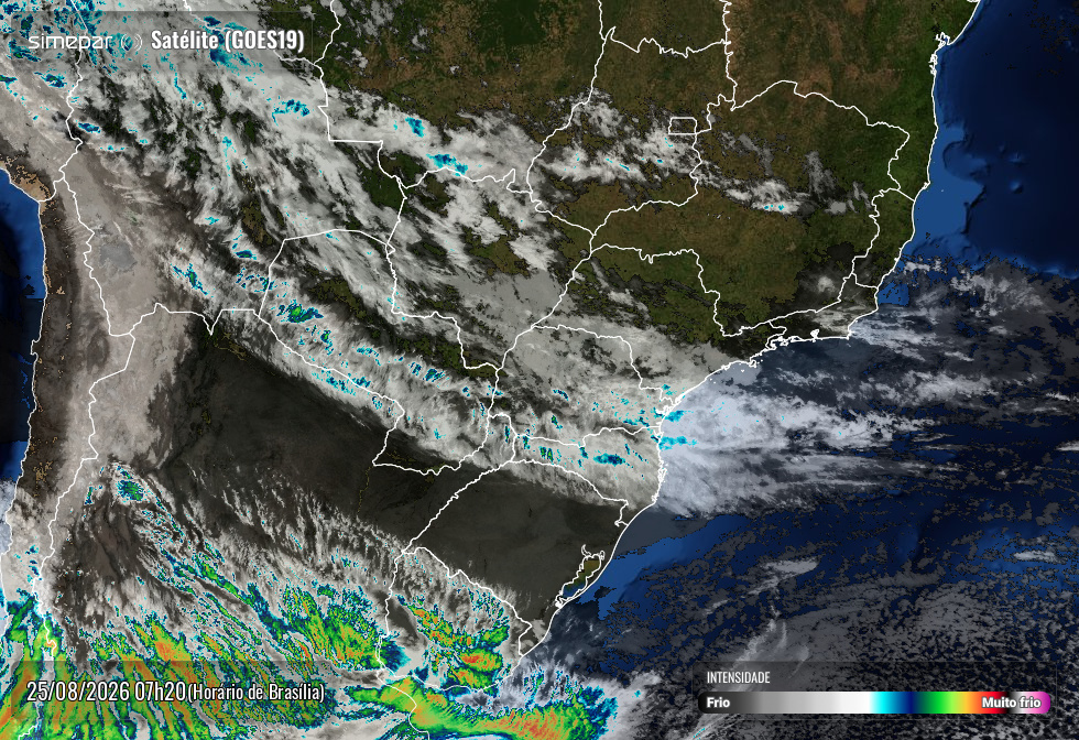 Paraná aquece nesta terça e volta a ter chuvas no meio da semana
