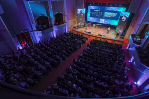 Seniortec 2026 oferece inscrições gratuitas e debate IA na 18ª edição do evento