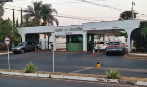 STF libera visitas a Bolsonaro em prisão domiciliar; Flávio segue impedido