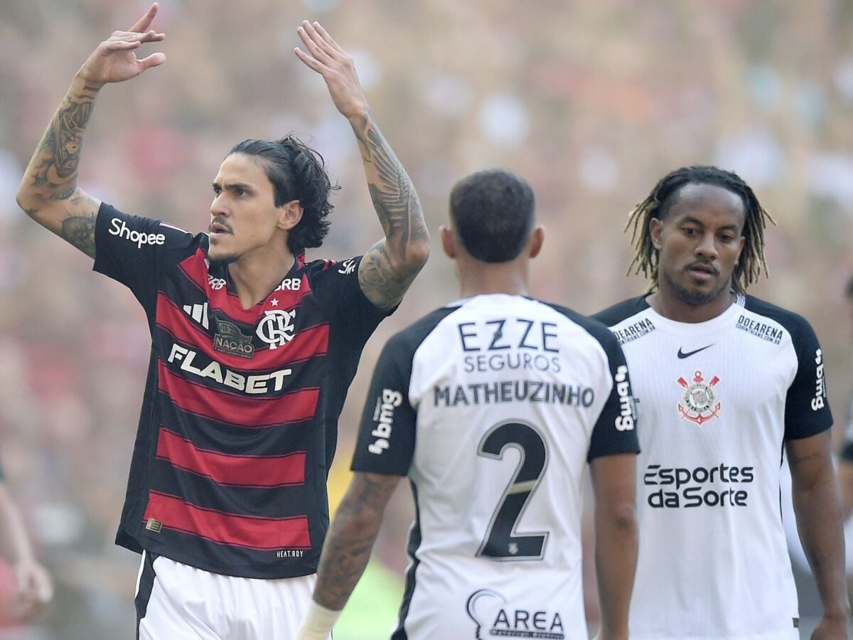 27ª rodada do Brasileirão: Flamengo busca manter liderança contra Corinthians neste domingo