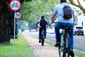 Dia Mundial sem Carro convida população a usar bicicleta e transporte coletivo