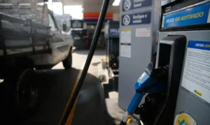 Federal amplia subsídios para combustíveis e libera R$ 6,6 bi contra alta do petróleo