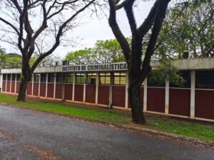 Homem é encontrado morto e amarrado dentro de casa em Maringá; PC investiga