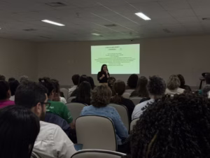 Maringá treina profissionais de saúde para detectar autismo em crianças