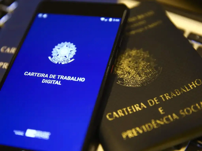 Mercado de trabalho em Maringá: 561 vagas abertas nesta segunda-feira