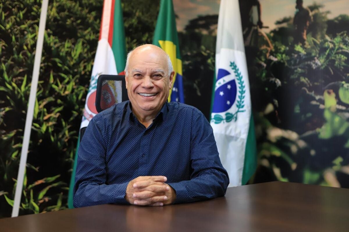 Paraná investe em tecnologia para fortalecer produção de seda no Vale da Seda