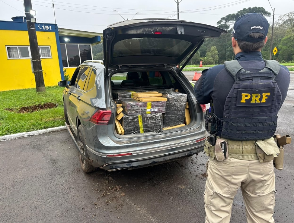 PRF apreende quase uma tonelada de drogas em duas ações na BR-277