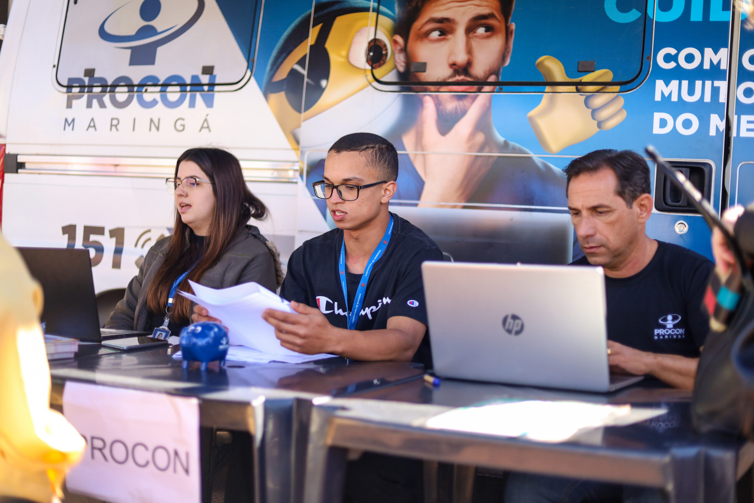 Procon Maringá guia empresas sobre boas práticas comerciais no Dia do Cliente