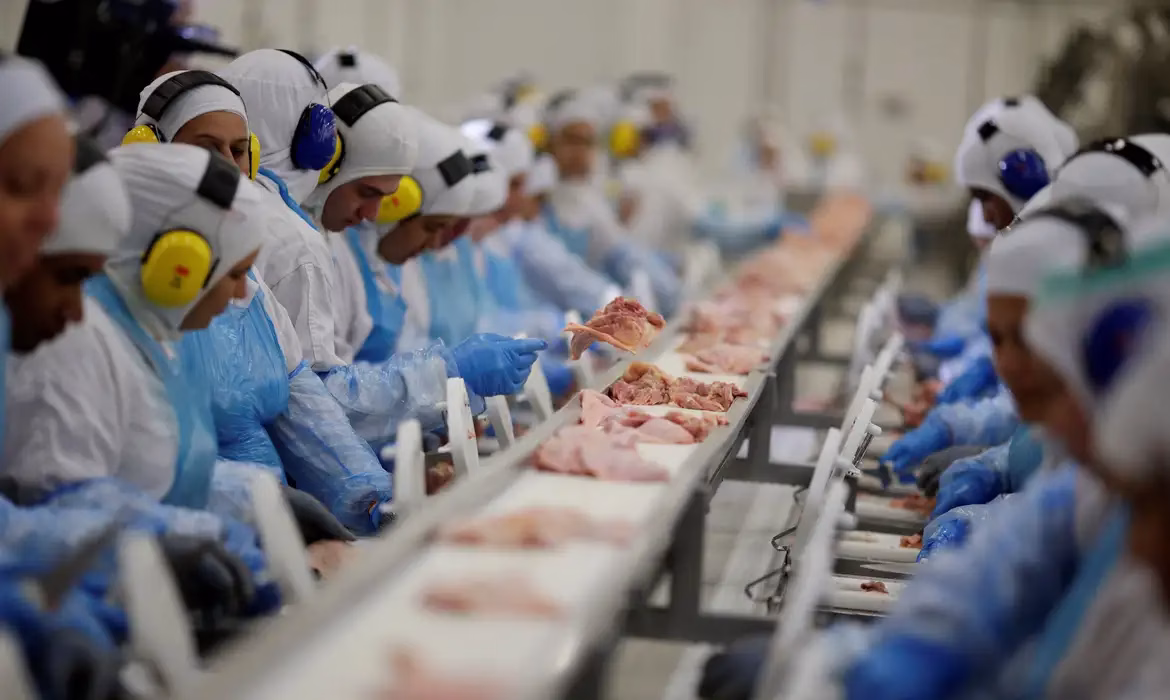 Unifrango investe na expansão do centro de distribuição em Apucarana