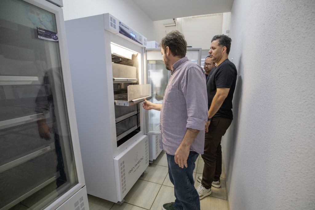 Apucarana renova geladeiras científicas em todas as 28 UBS com sala de vacinação