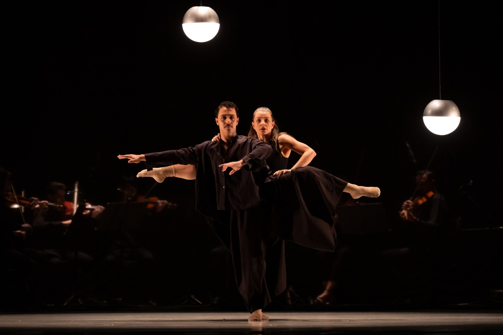 Ballet de Londrina abre Festival de Dança com apresentação sobre história local