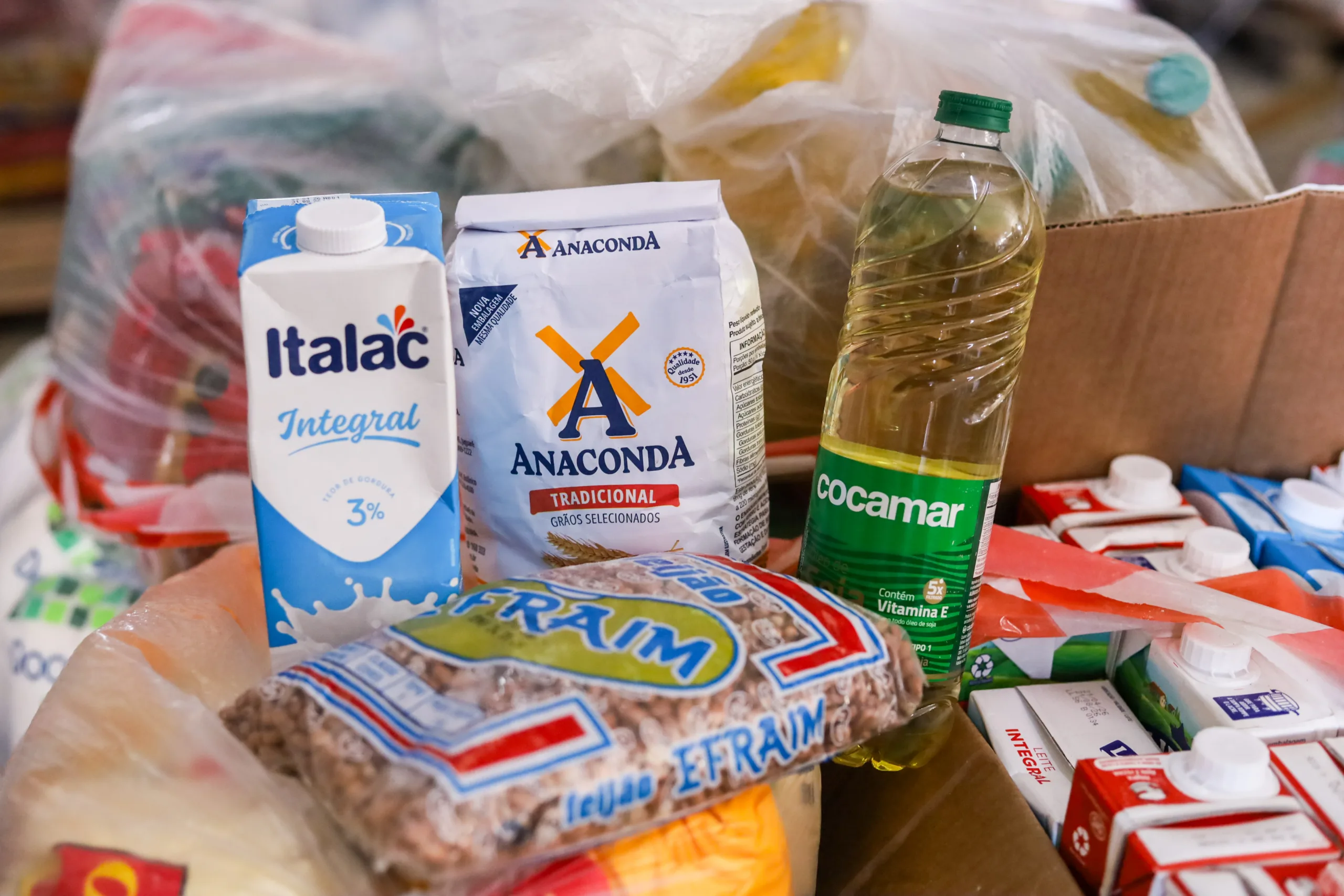 Cesta básica sobe 3,65% em outubro; Procon Maringá recomenda comparação