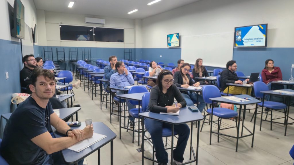 Fatec Ivaiporã debate novo modelo de avaliação para curso de Medicina