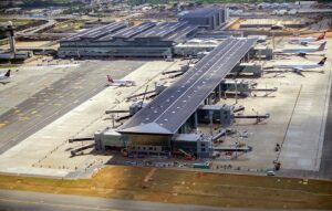 GRU Airport avalia compensação para empresa de Maringá após sumiço de placas de vídeo
