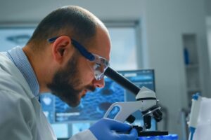 Hospital Universitário convoca médico geneticista através de edital público