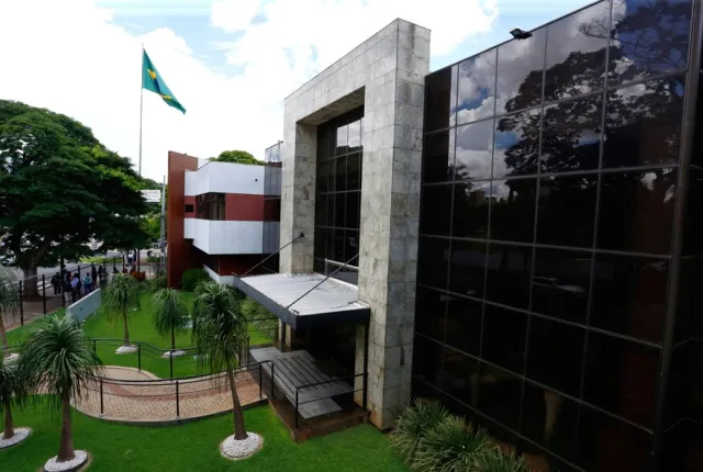 Maringá aprova lei que privilegia crianças carentes em matrículas de escolas em período integral