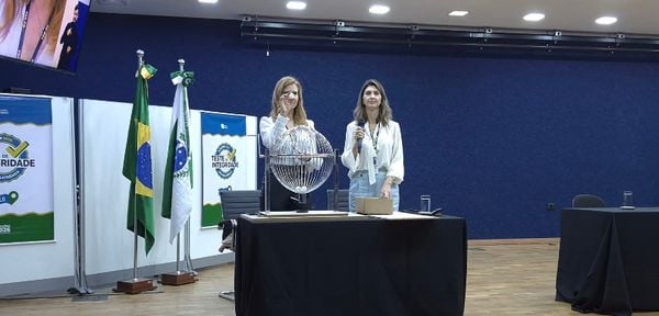 Maringá e Paiçandu têm urnas selecionadas para auditoria em eleição deste domingo